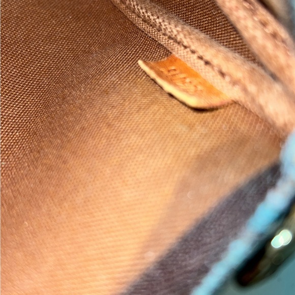 Louis Vuitton monogram pochette - Picture 5 of 5